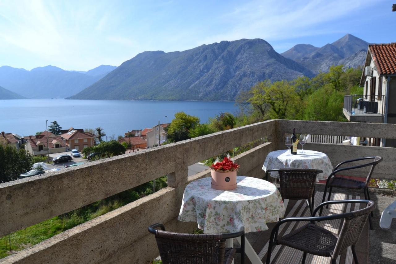 Apartments Dobrisa Kotor Extérieur photo