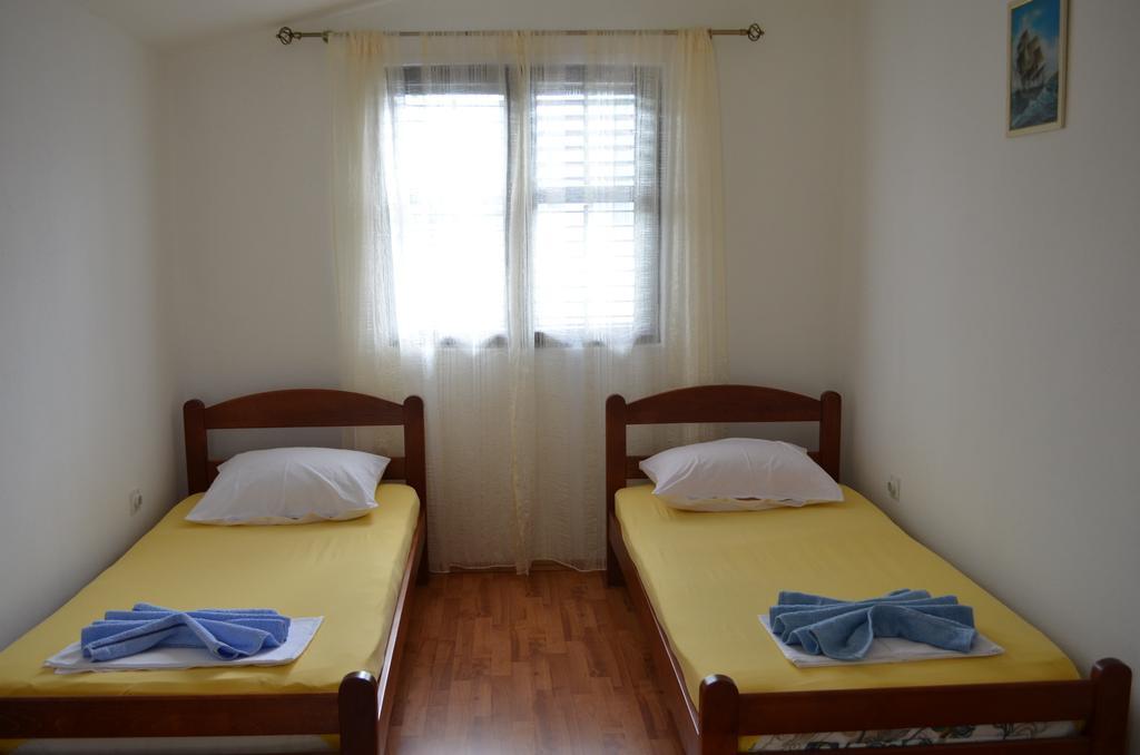 Apartments Dobrisa Kotor Chambre photo