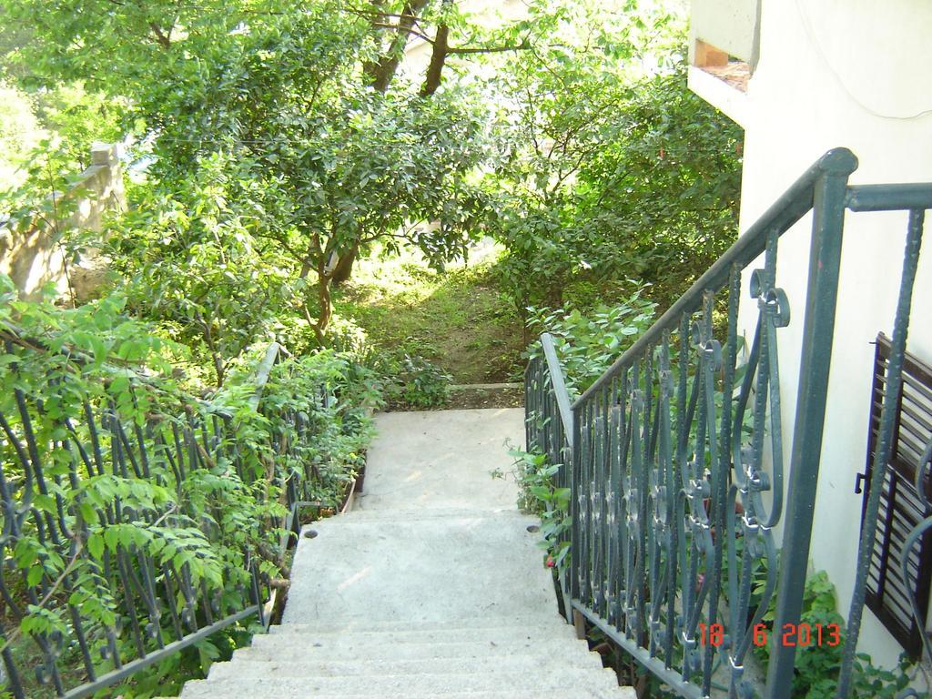 Apartments Dobrisa Kotor Extérieur photo