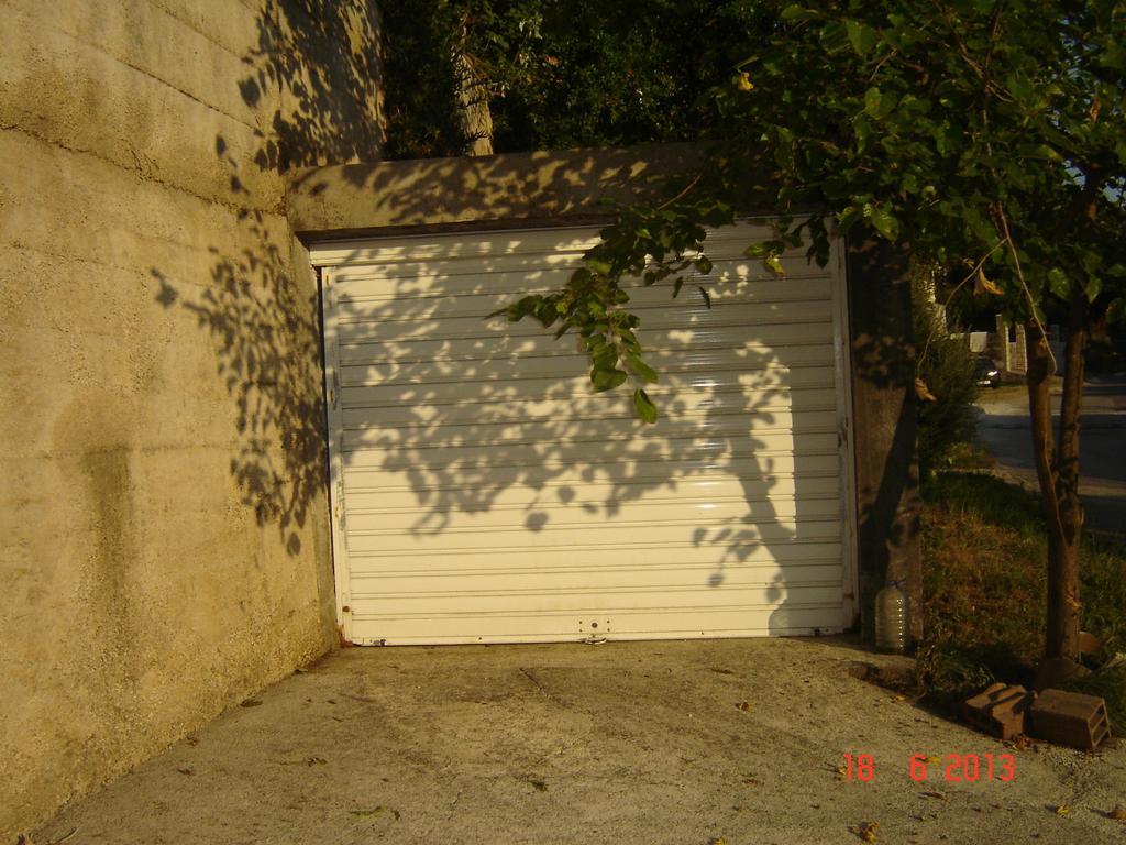 Apartments Dobrisa Kotor Extérieur photo