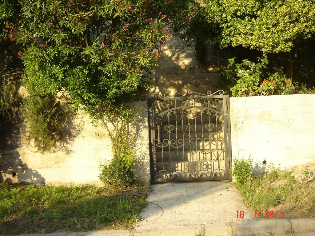 Apartments Dobrisa Kotor Extérieur photo
